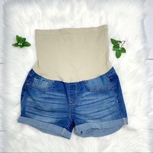 Bella Vida Cuffed Jean Maternity Shorts